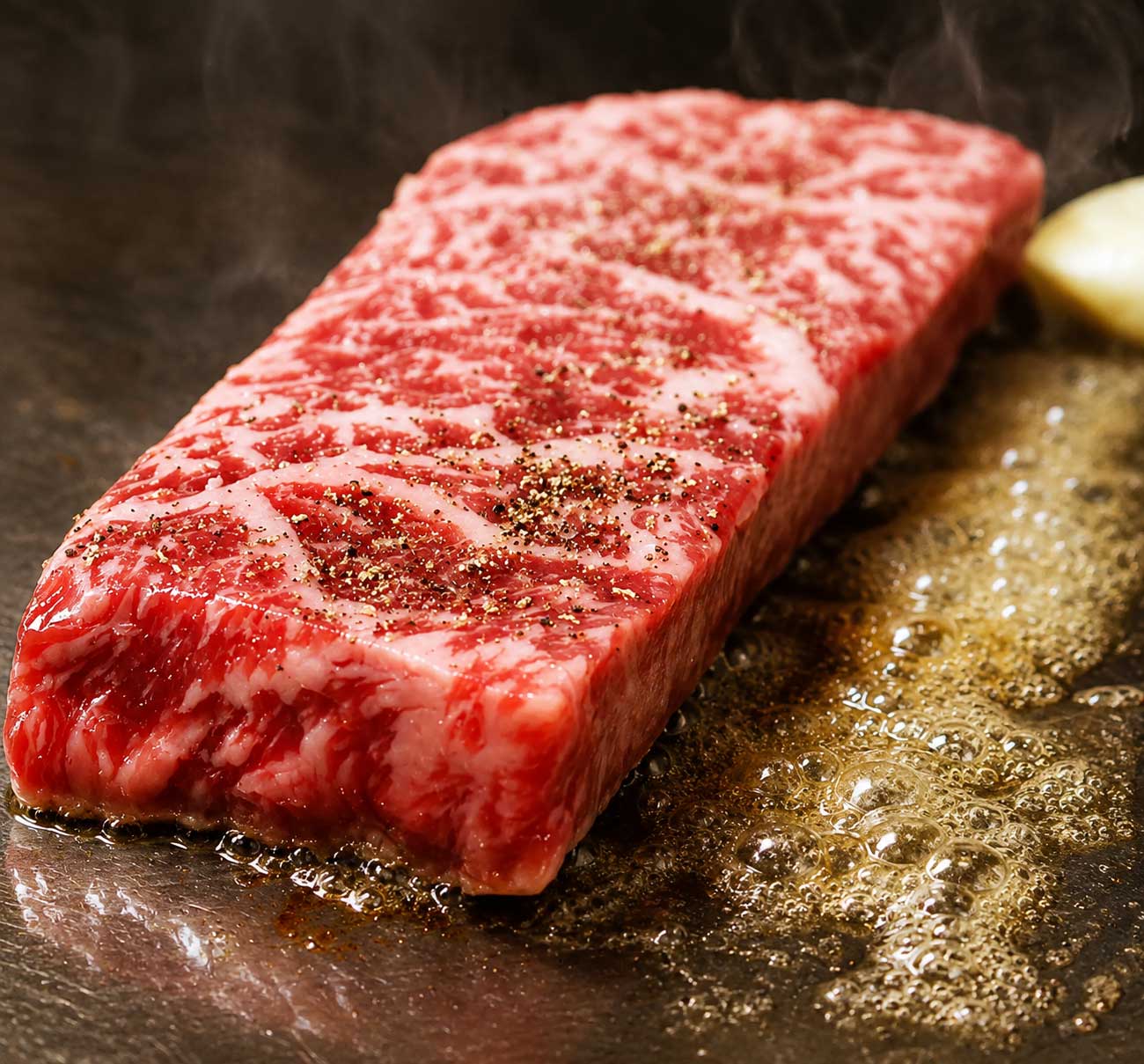 鉄板で仕上げる料理